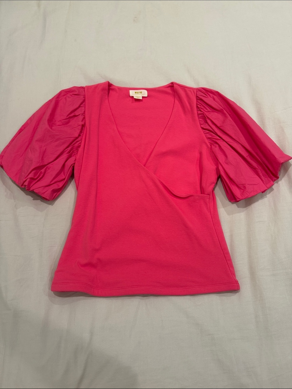 Maeve Hot Pink Puff-Sleeve V-Neck Top